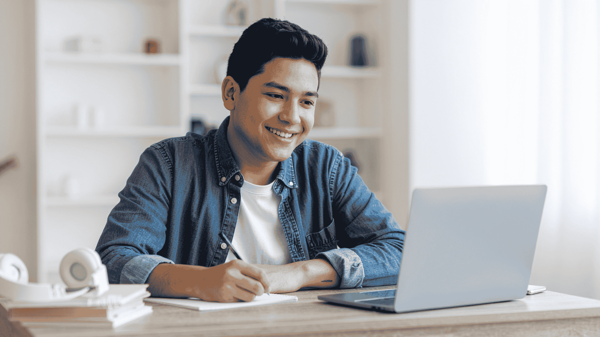 Online School in Arizona: ESA Funding Guide